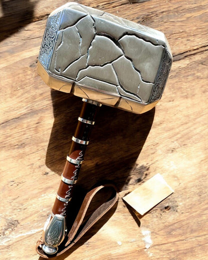 Mjölnir "Chief" - Handgjord Hantverksklubba, personlig anpassning med gravyr som present