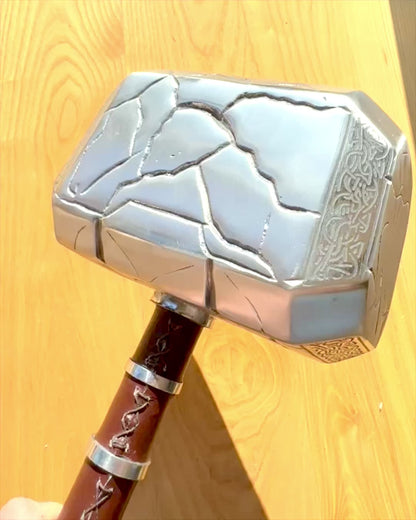 Mjölnir "Chief" - Handgjord Hantverksklubba, personlig anpassning med gravyr som present